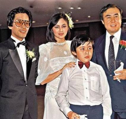 58岁关之琳被曝出与小狼狗有母子恋情,年轻时的她情史