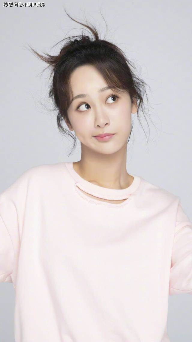 《家有儿女》中的杨紫,母亲马海燕竟如此低调,难怪受母亲影响女儿这么