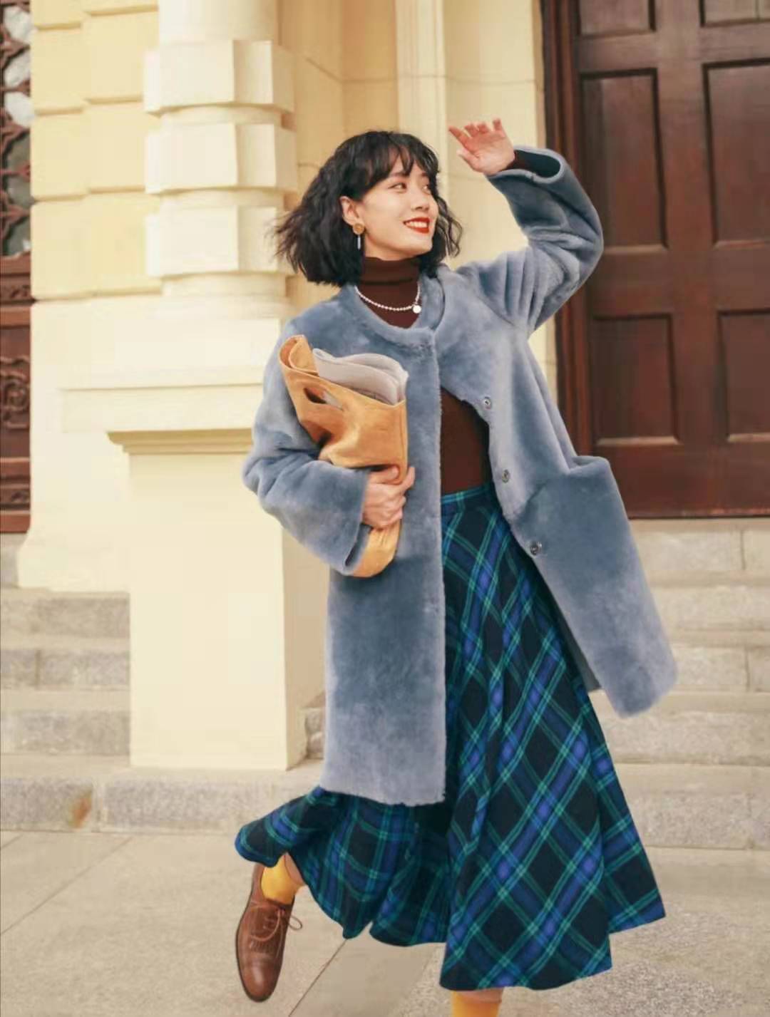 法国女人穿衣搭配风格:法式复古风穿搭示范