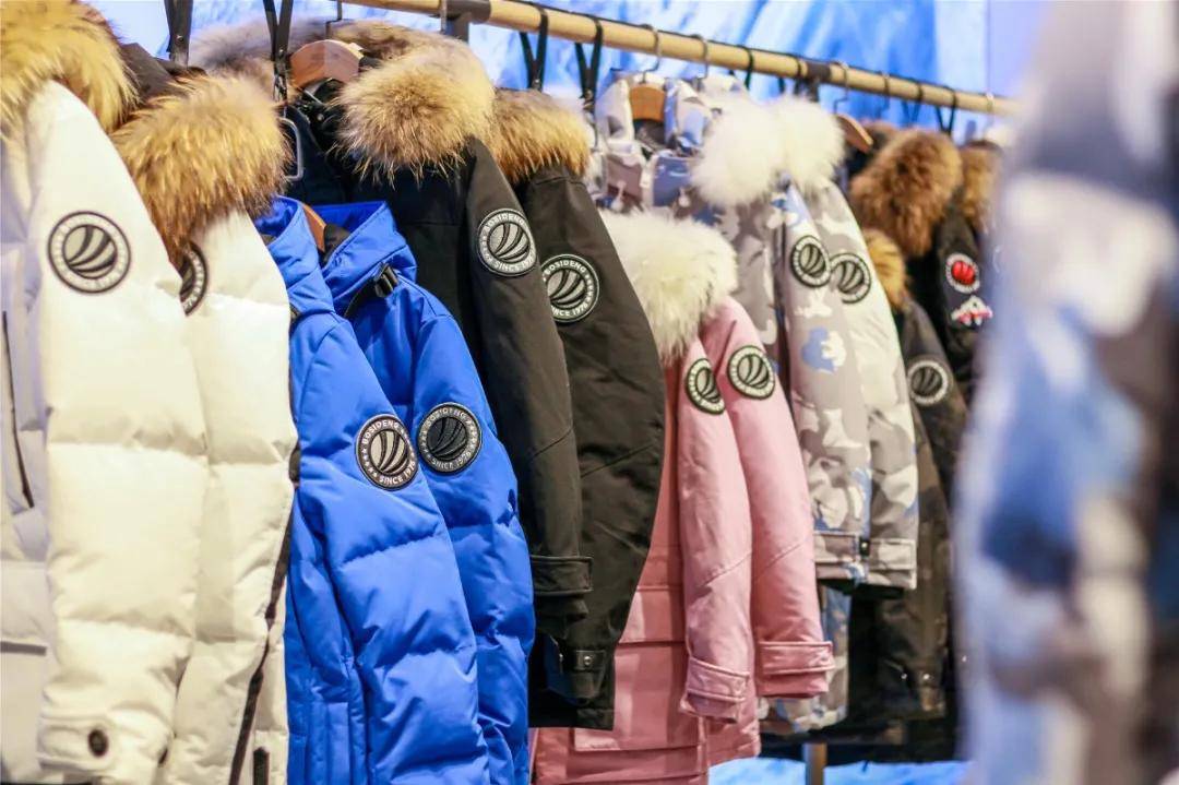 2021新年礼物就选波司登!_羽绒服