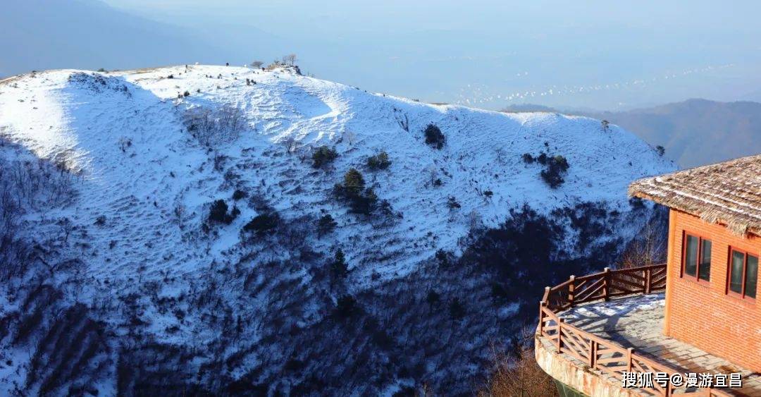 湖北百里荒,冬日草原雪景醉游人