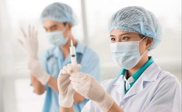 打了新冠疫苗,发现怀孕怎么办?专家详解关于新冠疫苗的常见疑问
