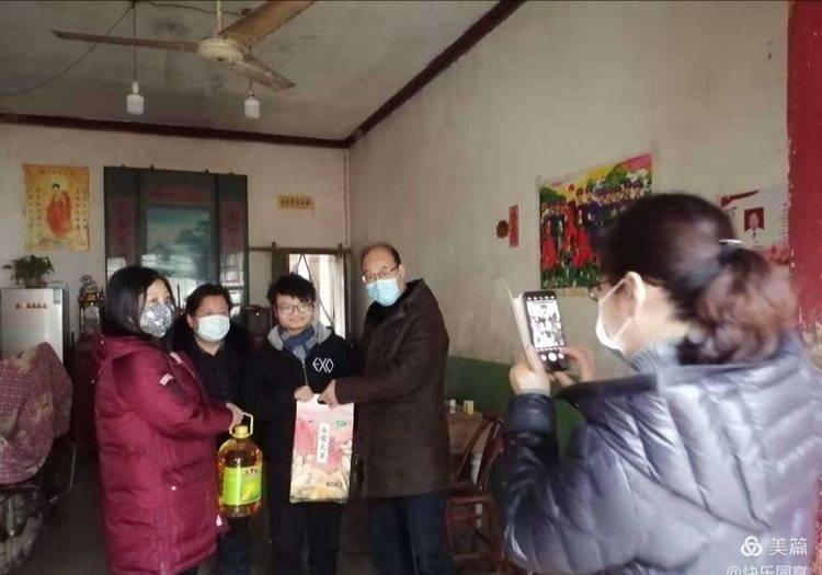 武汉市新洲区仓埠街上岗村驻点扶贫工作队开展春节扶贫慰问活动