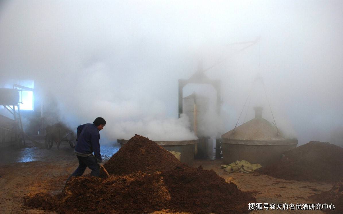 小曲高粱白酒酿造中配糟入池发酵的作用