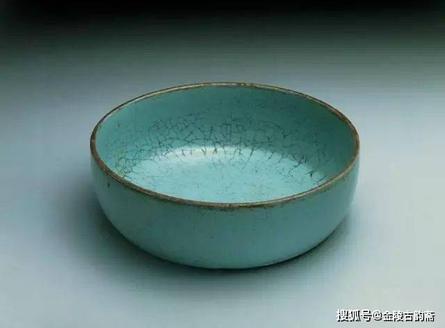 台北故宫21件汝窑瓷器高清图,底图,传记鉴赏