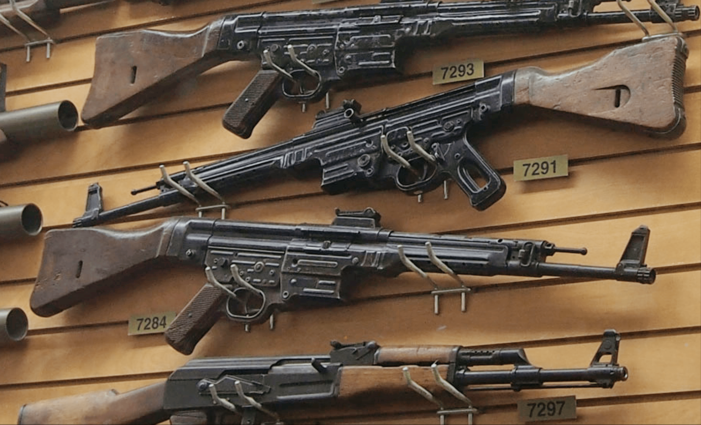 原创风暴突击stg44步枪,德国二战的神器,中间威力步枪的鼻祖