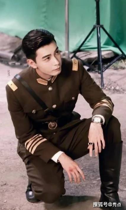离开《东宫》后,陈星旭民国造型抢眼,但彭小苒怎么像换了个人?