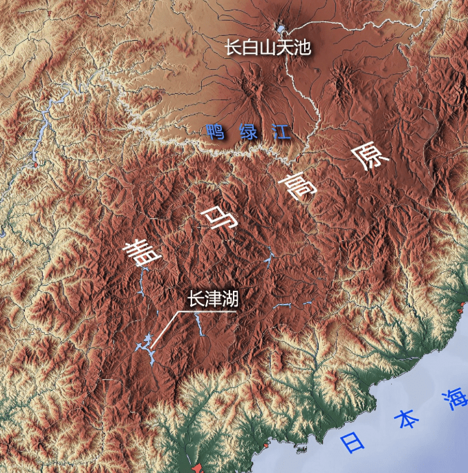 长津湖处于北纬40°29′ ~40.483°之间,和北京地理纬度相差不大.