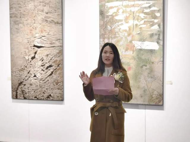 纤指绘徐州市女画家作品邀请展开幕