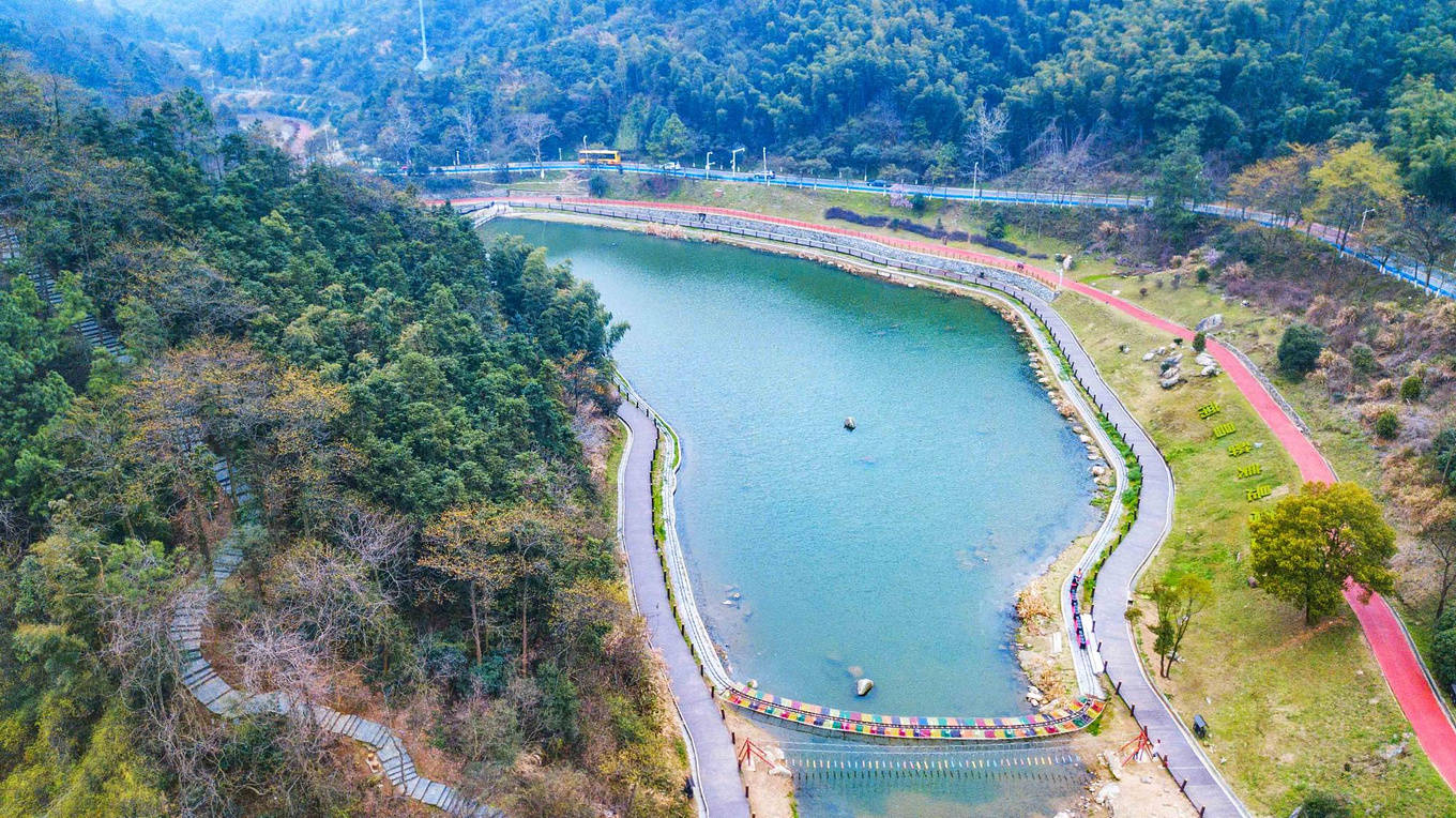 南昌的后花园:月亮湾山体公园,既能运动