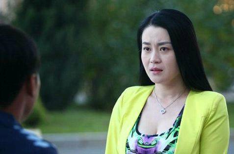 能够说关婷娜和宋晓峰两人的同盟给本山传媒带来了更大的出名度,让世