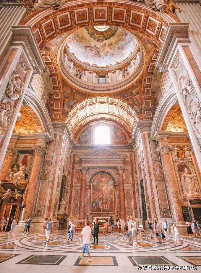 梵蒂冈博物馆 但凡到过罗马,梵蒂冈的人,几乎没人会错过梵蒂冈博物馆