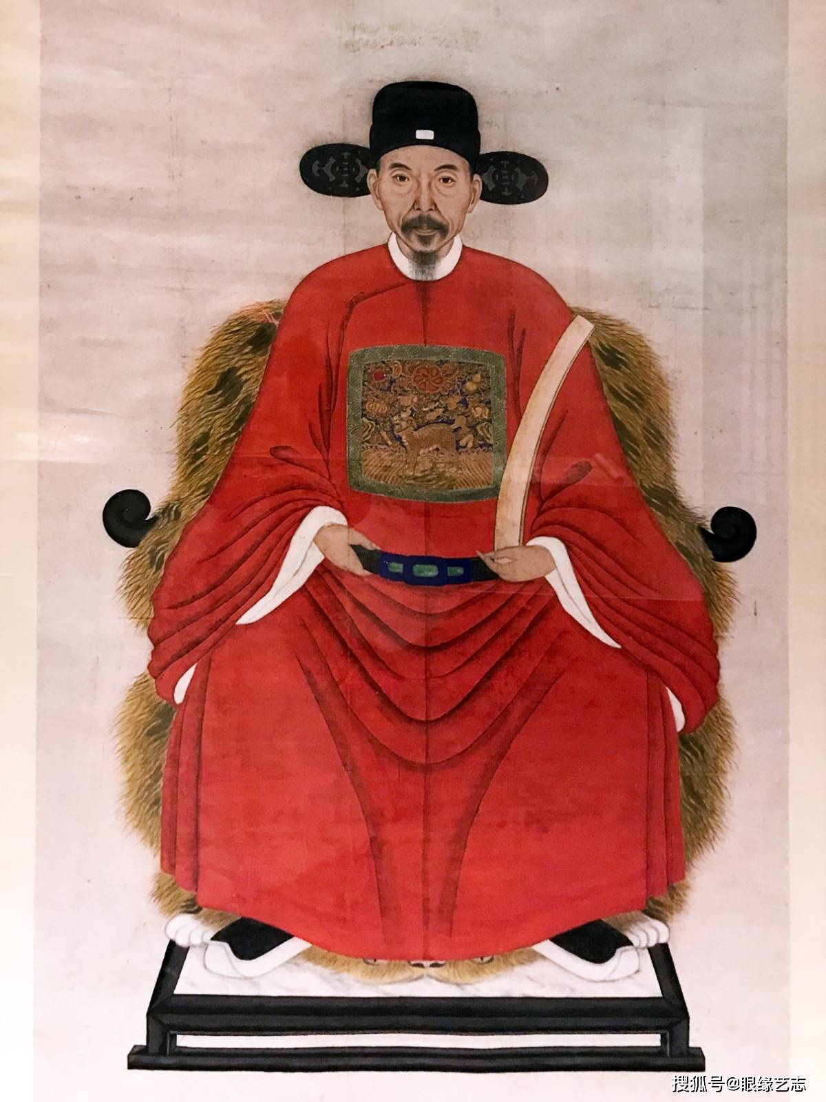 帝国的雄起改变了古代肖像画的命运,大抵是西汉时期,这些清雅的墨色从