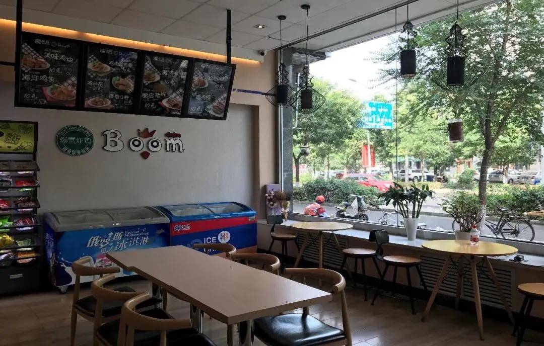 顾客休闲区带给便利店的可能性