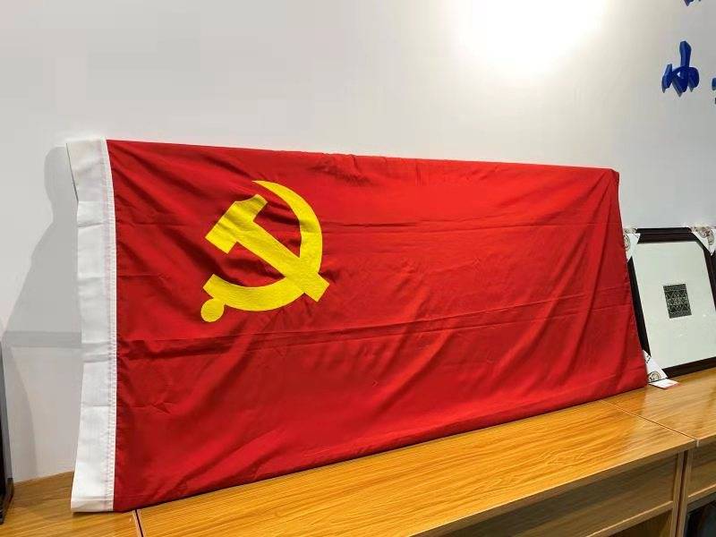 绵阳北川:一针一线绣党旗,献礼建党100周年