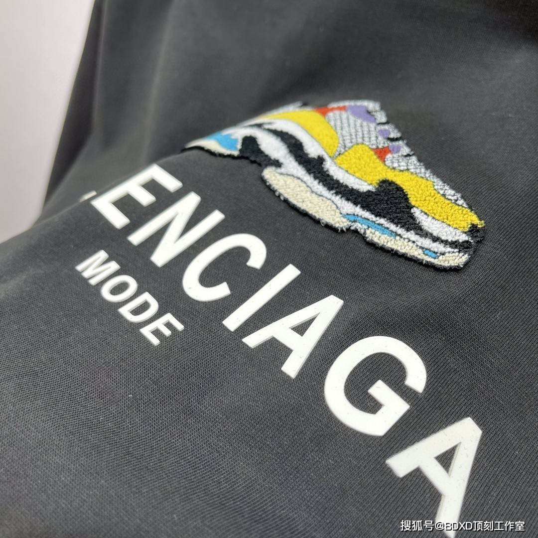 balenciaga21ss老爹鞋图案短袖t恤