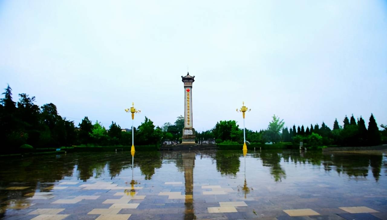 富平县康庄烈士陵园.