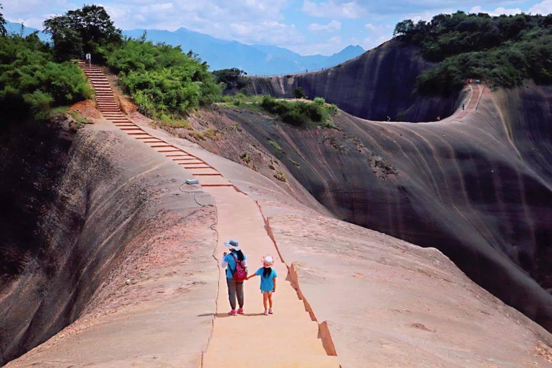 五一假期|小东江漫步晨雾仙境|鬼斧神工高椅岭-飞天山-土匪寨-原始