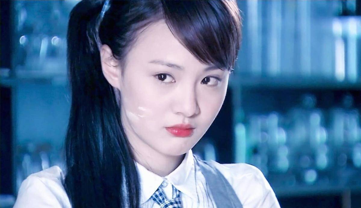 原创郑爽想复出拍《战狼3》 带资进组都遭吴京拒绝:不欢迎劣迹艺人