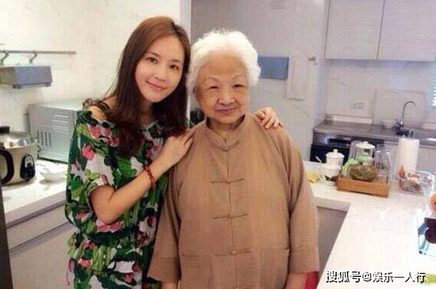 原创马景涛吴佳妮爱巢:为爱妻打造奢华宫殿,餐厅满汉全席,金玉满堂