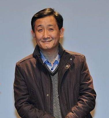 原创跟妻子结婚30年恩爱如初儿子是北大高材生今60岁梁天怎样了