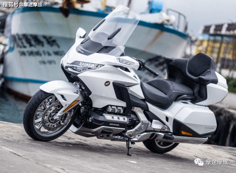 最舒适的旅行摩托车2021款本田金翼台版台湾上市