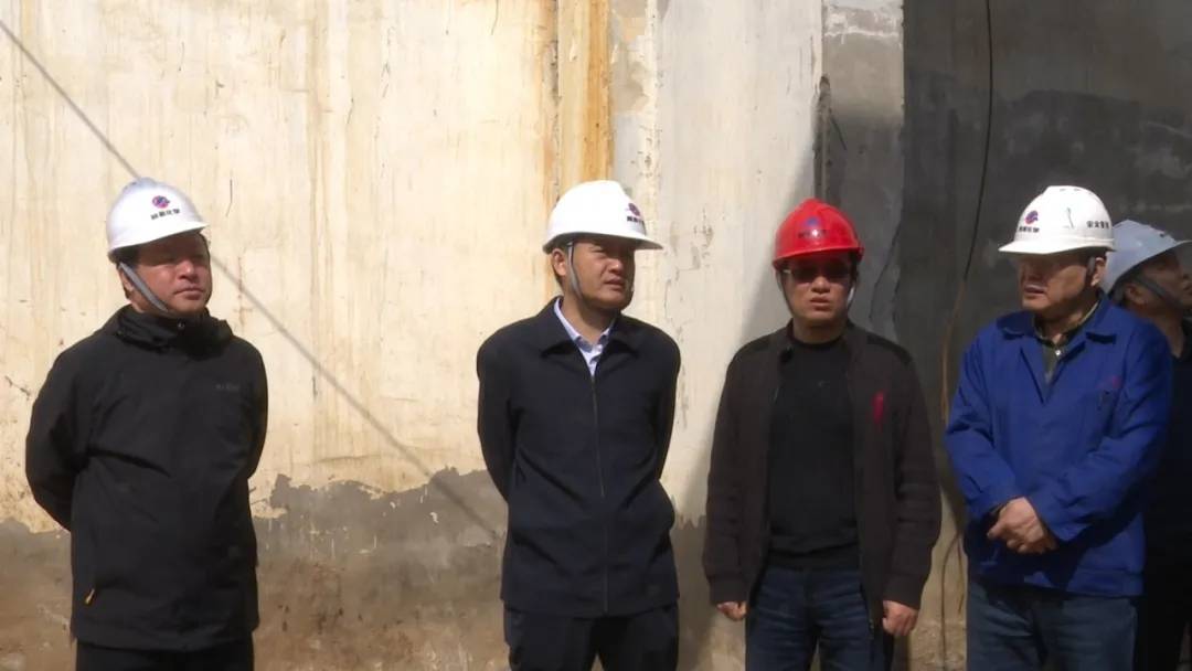 衡水高新区领导王建明主持召开重点项目建设调度会