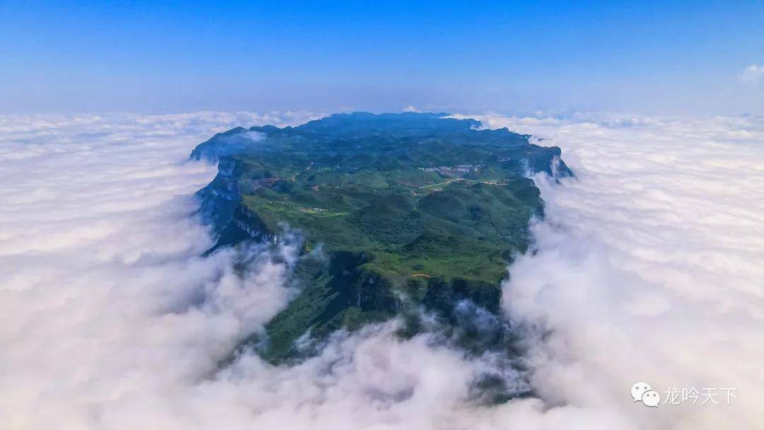 原创龙颂平:震撼!湘西大山里,藏着明清古街,传统村落.