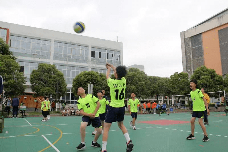 双流区九江小学参加省,市排球比赛活动