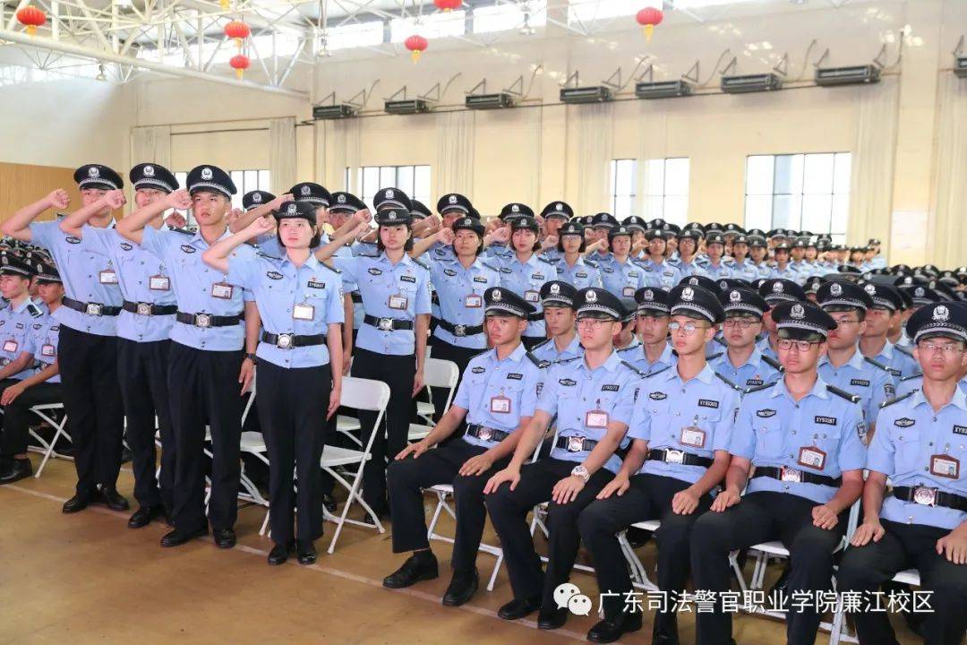 广东司法警官职业学院廉江分教处举行2021年新团员入团宣誓暨表彰大会