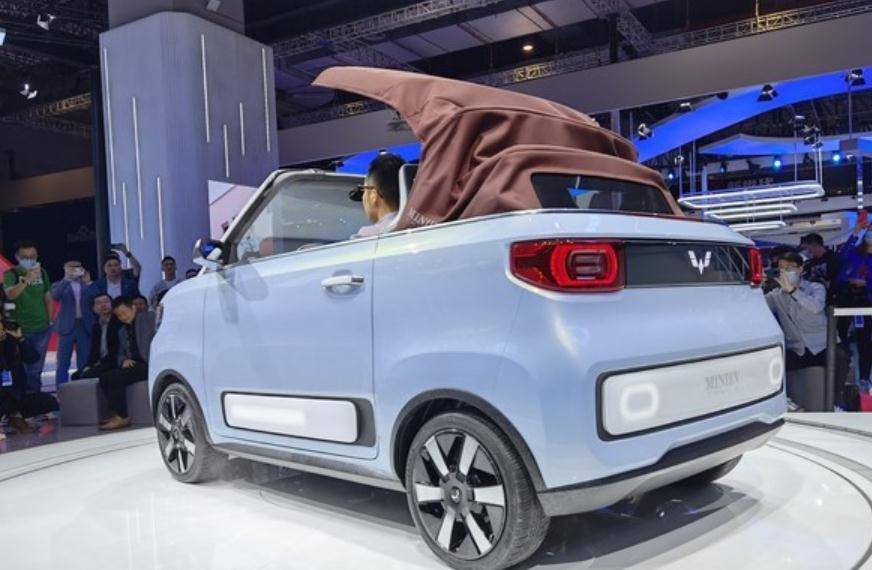 敞篷版"五菱mini ev"明年上市,主打少女风,售价或超15