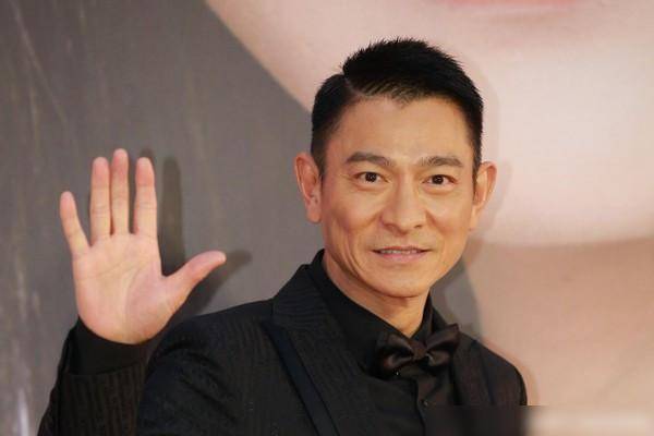 刘德华"隐藏"12年的侄女,原来是我们熟悉的她,怪不得如今翻红