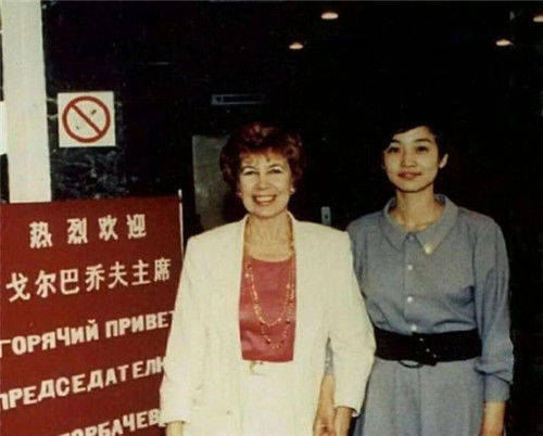 盘点各国女保镖:安倍的最漂亮,普京的最拉风,我国的既漂亮又猛_边梅