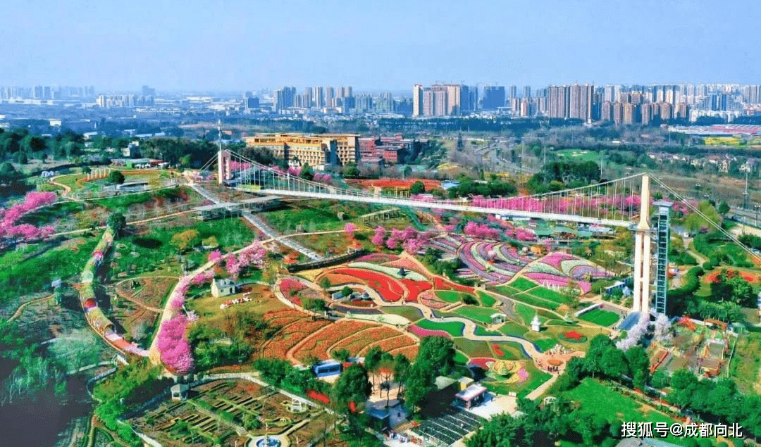 新都区今年将落实国际轮滑中心,兴城足球公园,多个旅游景区建设