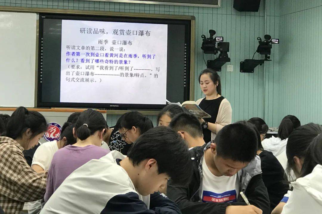 徜徉母亲河 品味民族魂——海门区东洲中学语文教研活动