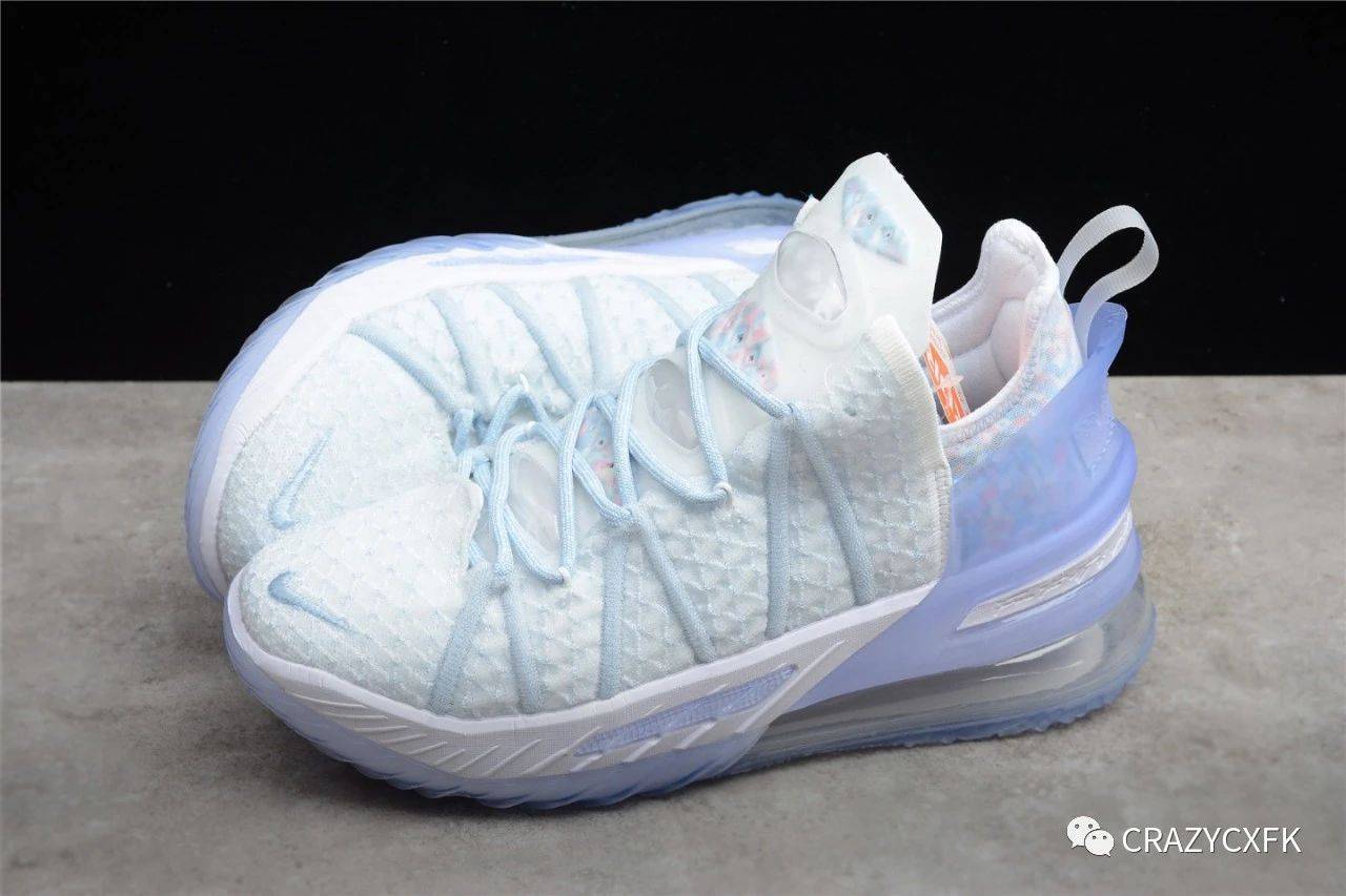 耐克nike lebron 18 blue tint 詹姆斯白蓝冰篮球鞋评测