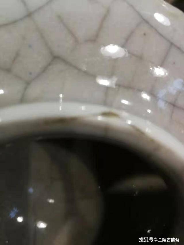 浅谈古瓷上的老光