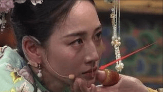动人,可是不容易的哦,毕竟,连大美人张钧甯,都曾在演出中哭出鼻涕泡