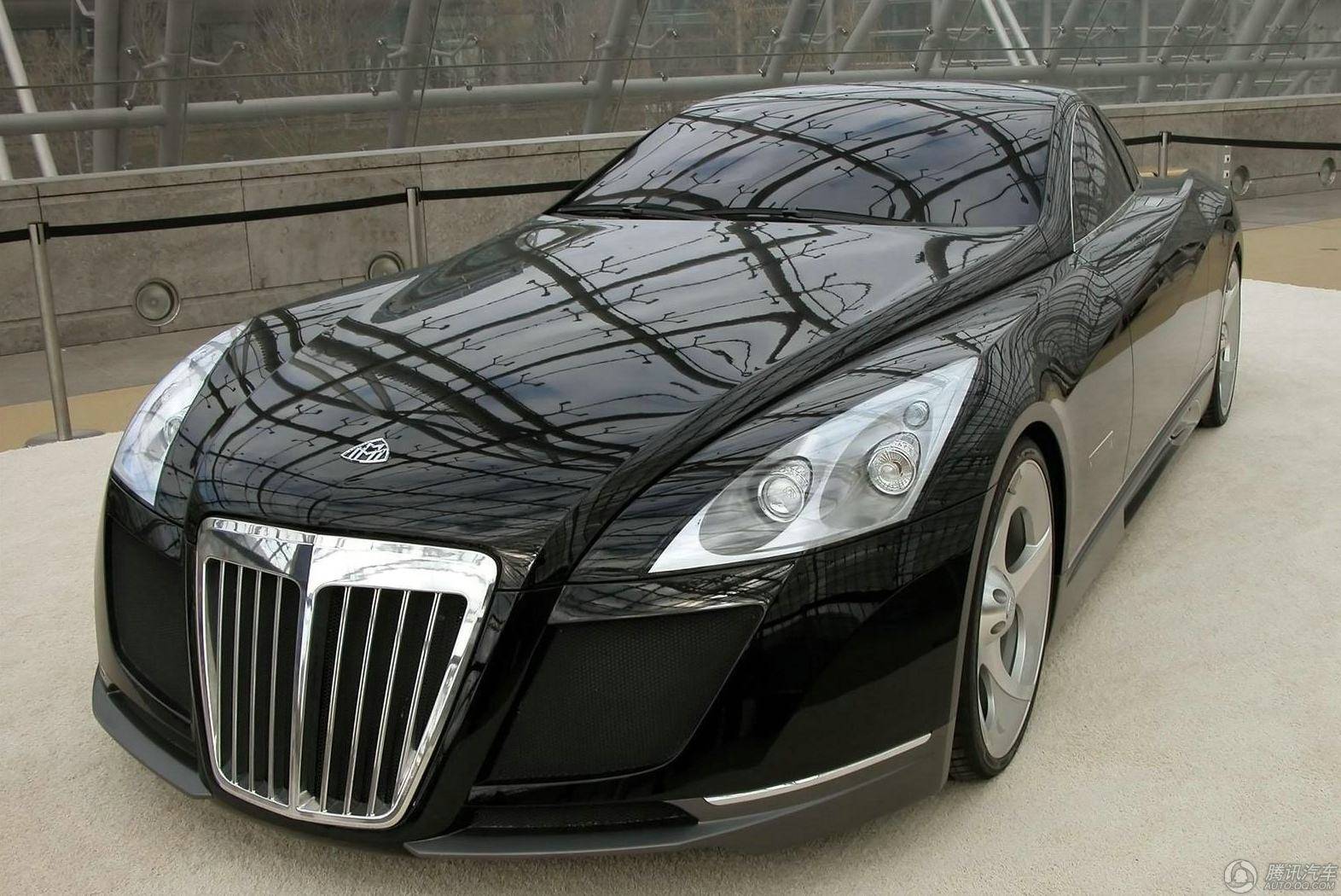 是劳斯莱斯幻影(参数|图片)总统定制版,这款汽车售价约为4000万人民币