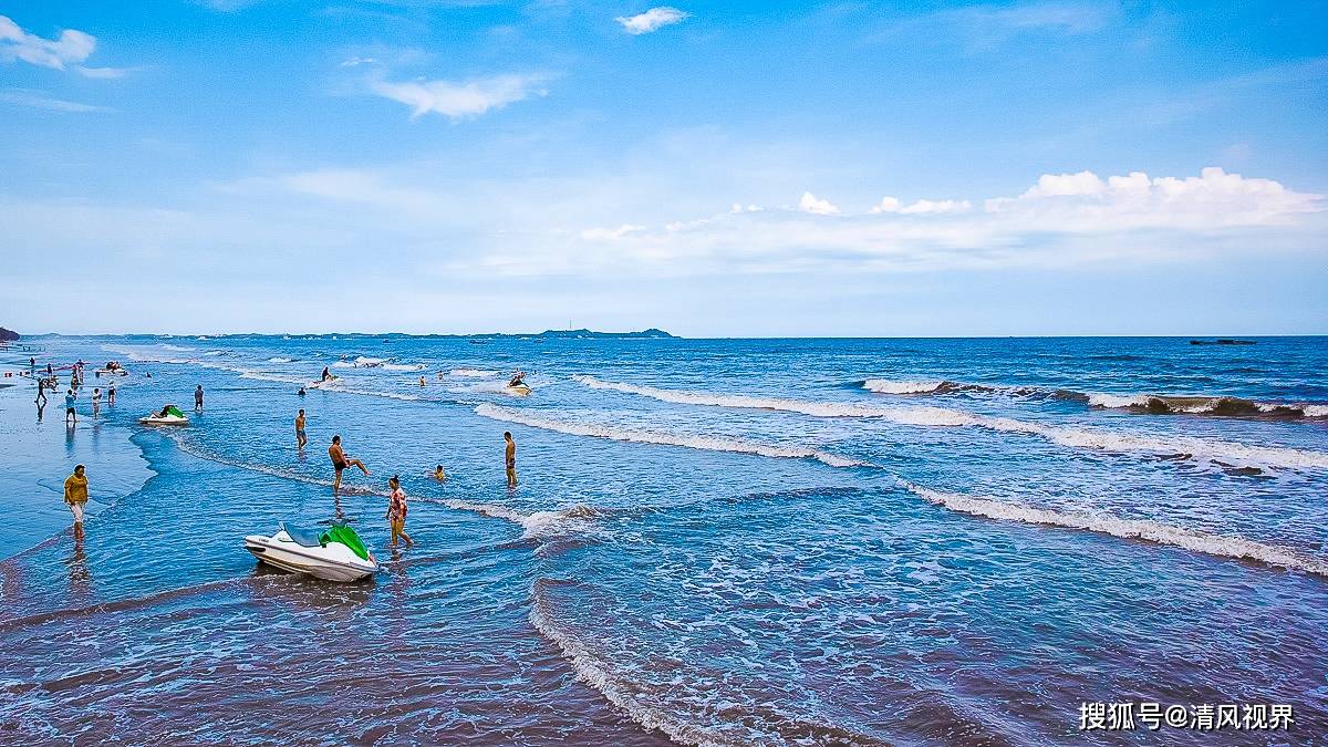 防城港:如油画般的万尾岛金滩,有"中国的夏威夷"之称