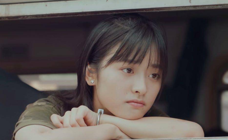 剧版《七月与安生》好评如潮,沈月演技进步明显,但身材被吐槽