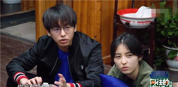 作为最了解彭昱畅的人之一,妹妹张子枫也附和表示:"他肯定还是优先想