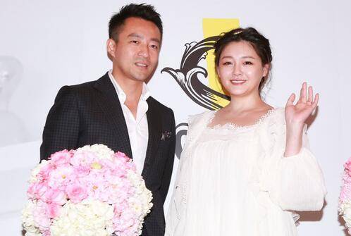 原创汪小菲和大s为什么会吵到要离婚!男方的这两篇微博估计是导火索