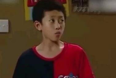 儿女》中大部分的快乐源泉都来自于刘星 至今还记得他给一家人分肉饼
