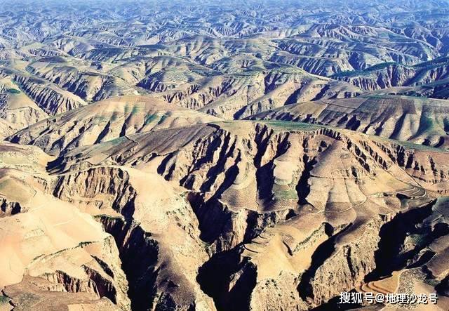 黄土高原上的地貌形态黄土塬黄土梁和黄土峁