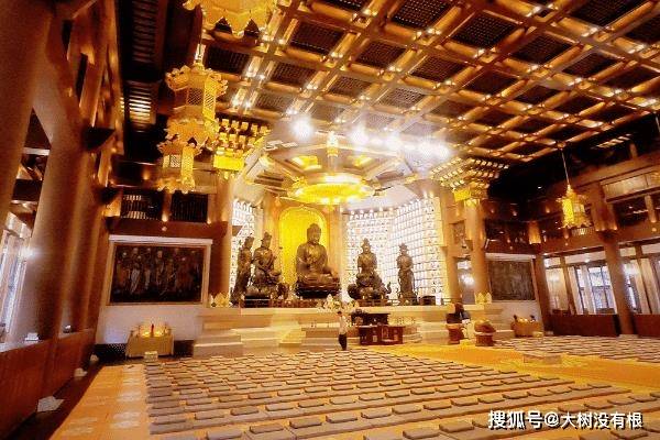 中国最"时髦"的寺庙,灯光音响全部到位,游客:安排?
