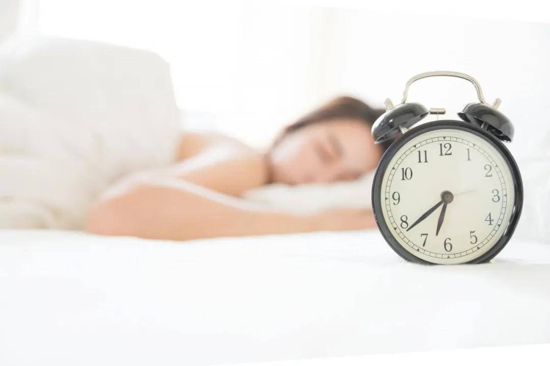 解锁一个助眠新姿势:颅内高潮