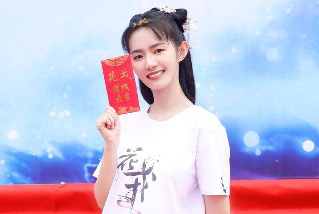 鞠婧祎新剧奶新人,三位snh48丝芭妹妹,傻傻分不清楚