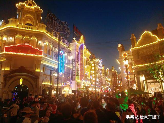 国庆节,在郑州电影小镇的一日游,好玩,好吃,值得来此一玩