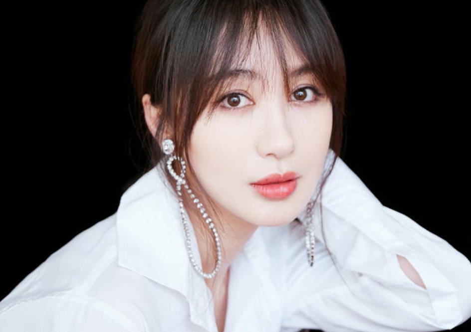 李菲儿称不认识baby,杨颖懒得回应,自曝正在学习铁人王进喜精神?